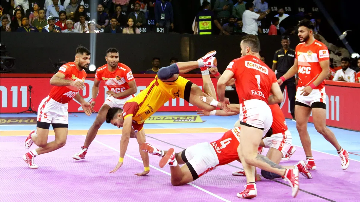 Pro Kabaddi League 2023: प्रो कबड्डी लीग के शुरुआती मैच में गुजरात ने तेलुगु को तो यू मुंबा ने यूपी योद्धाज को दी मात